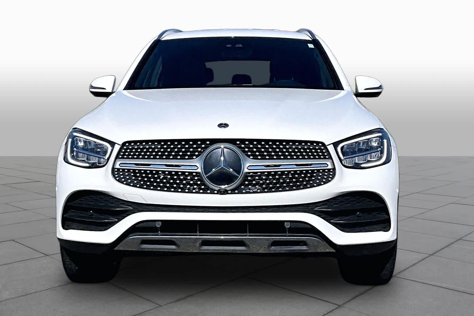 Used 2022 Mercedes-Benz GLC 300 4MATIC image 4