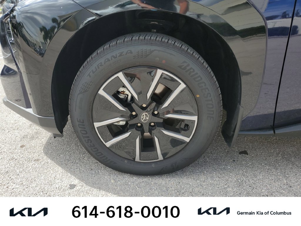 Used 2026 Toyota bZ FWD image 12