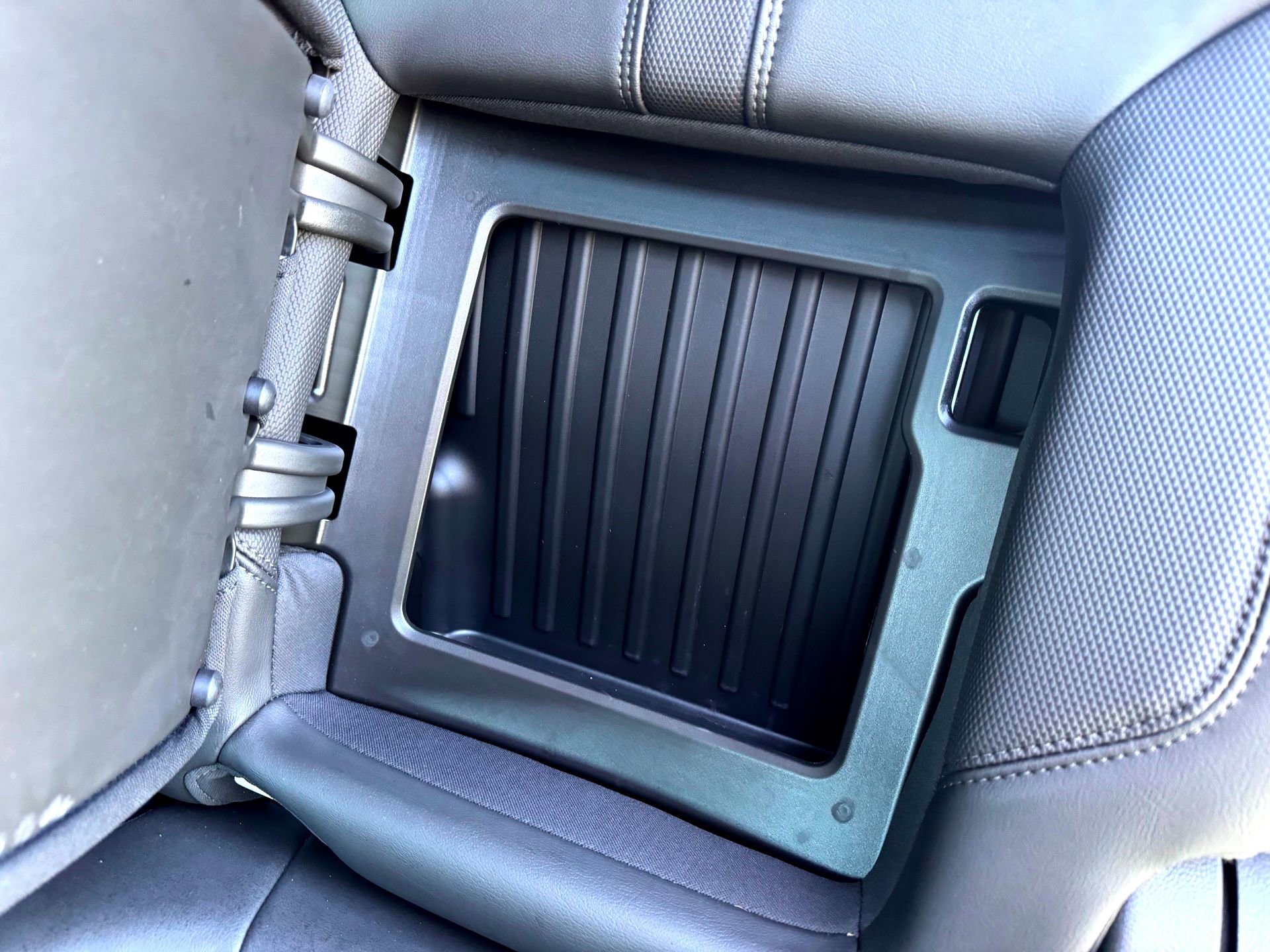 Used 2022 Chevrolet Silverado 2500 High Country w/ Z71 Off-Road Package image 18