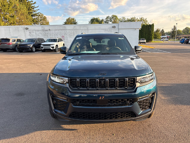 New 2027 Jeep Grand Cherokee Limited AWD/4WD image 5