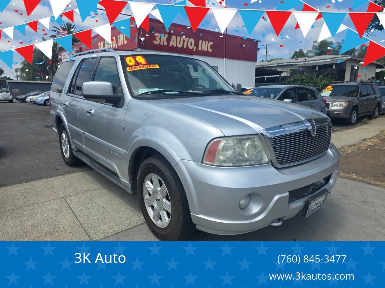 Used 2004 Lincoln Navigator Luxury AWD/4WD image 1