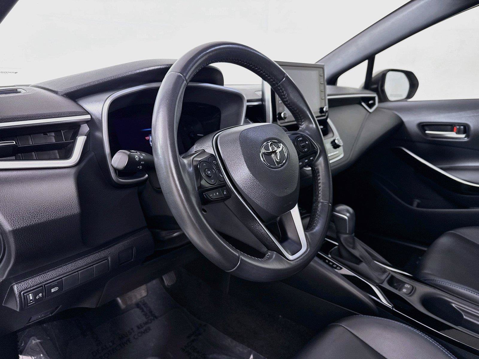 Certified 2022 Toyota Corolla XSE FWD image 4