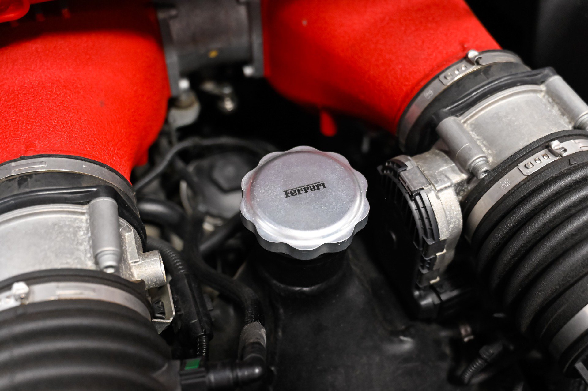 Used 2013 Ferrari 458 Spider RWD image 62