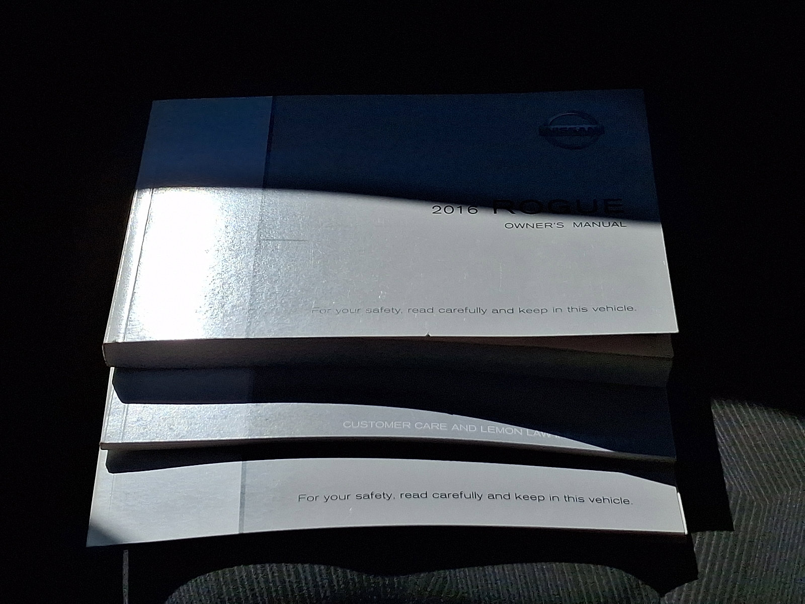 Used 2016 Nissan Rogue SV w/ SV Premium Package image 26