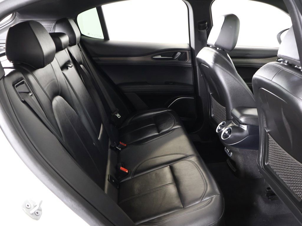 Used 2022 Alfa Romeo Stelvio Ti image 36