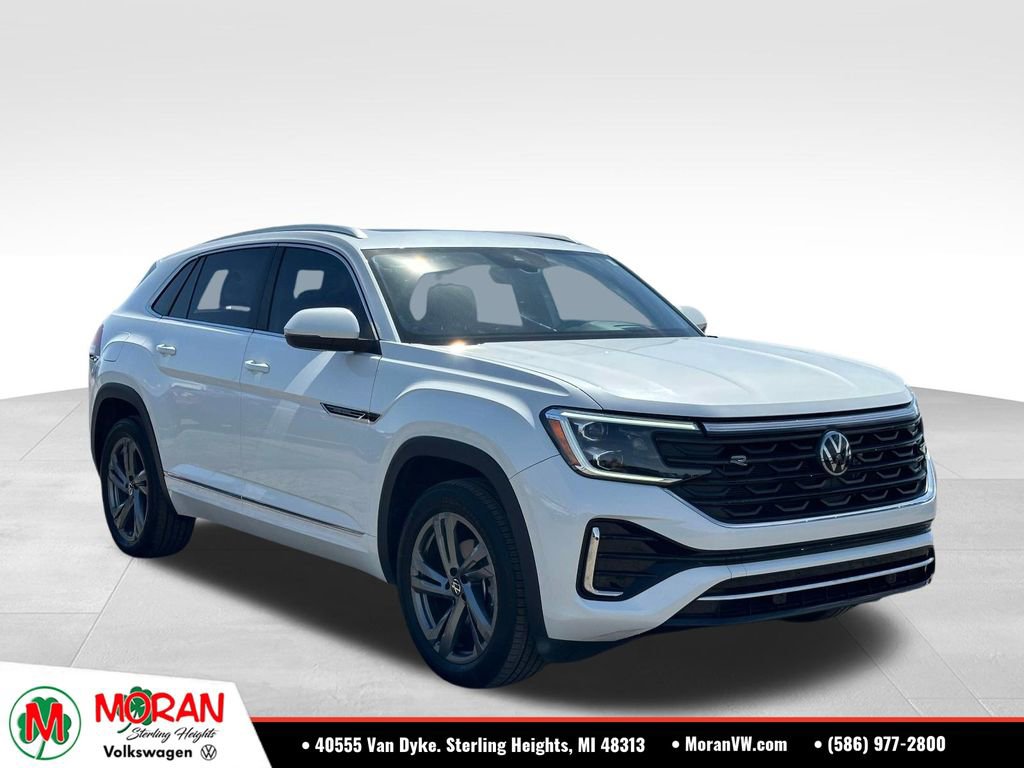 Certified 2024 Volkswagen Atlas Cross Sport SEL R-Line AWD/4WD image 7