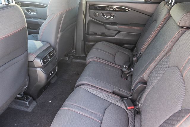 New 2026 Honda Pilot Sport image 17