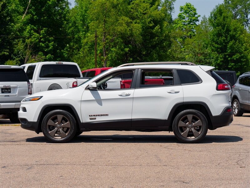 Used 2017 Jeep Cherokee 75th Anniversary AWD/4WD image 8