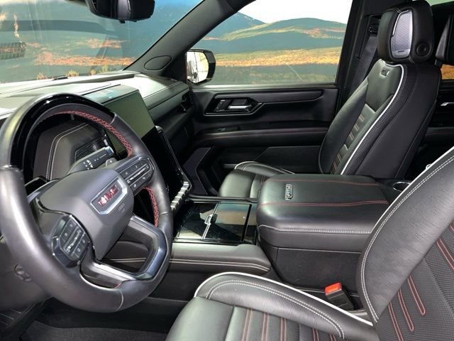 Used 2025 GMC Yukon XL AT4 Ultimate image 19