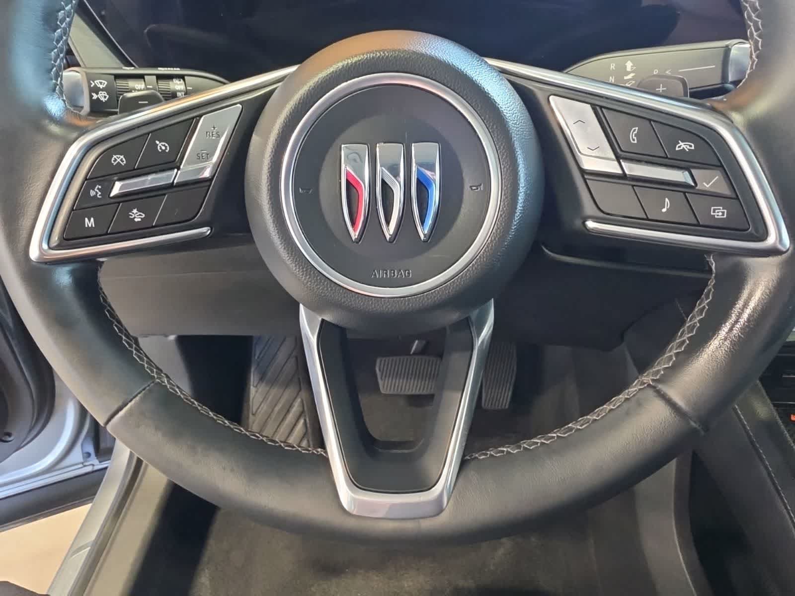 Used 2024 Buick Envision Preferred AWD/4WD image 21