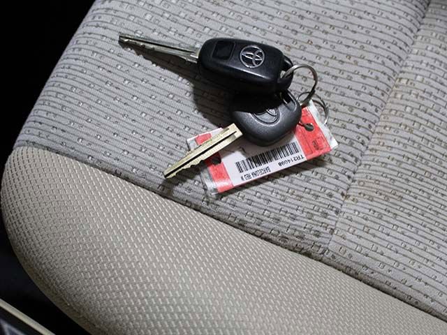 Used 2012 Toyota Camry LE w/ Protection Pkg FWD image 17