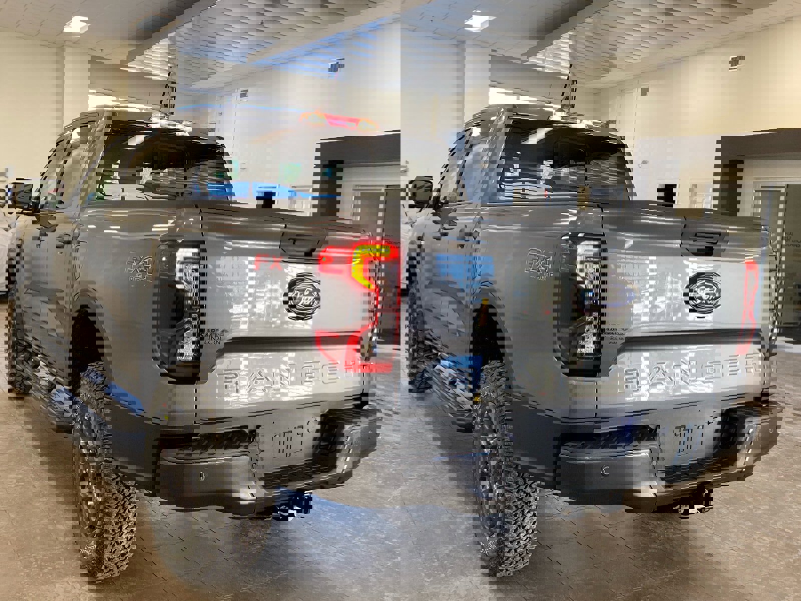 New 2025 Ford Ranger XLT w/ Equipment Group 301A High image 5