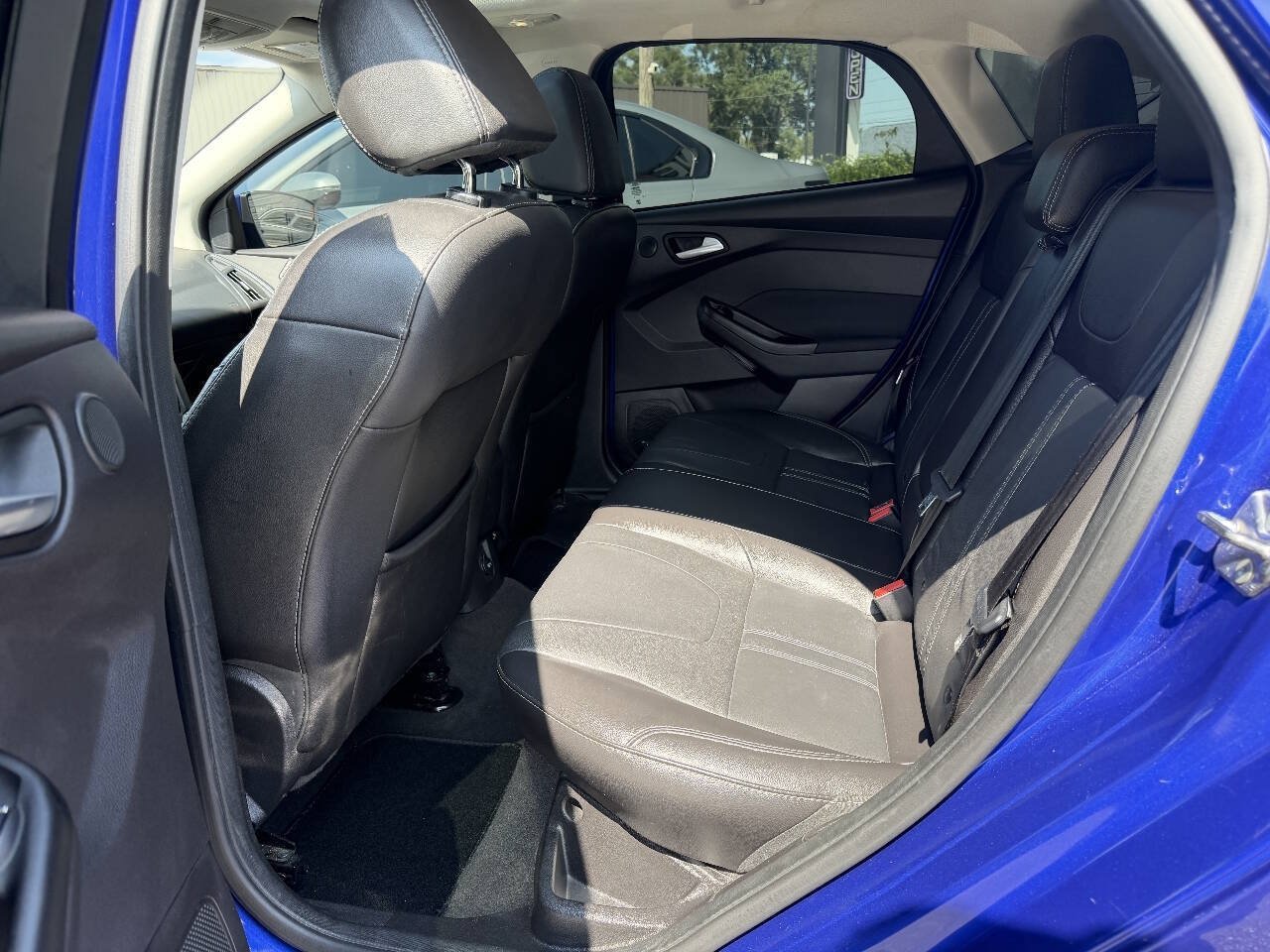 Used 2014 Ford Focus Titanium FWD image 14