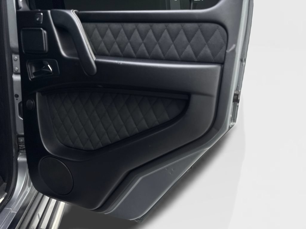 Used 2017 Mercedes-Benz G 550 Squared image 42