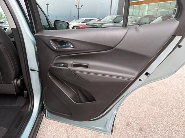 Used 2022 Chevrolet Equinox Premier AWD/4WD image 35