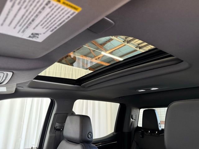 Used 2023 GMC Sierra 1500 Elevation w/ Elevation Premium Package image 6