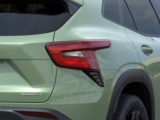 New 2026 Chevrolet Trax ACTIV w/ Sunroof Package FWD image 11