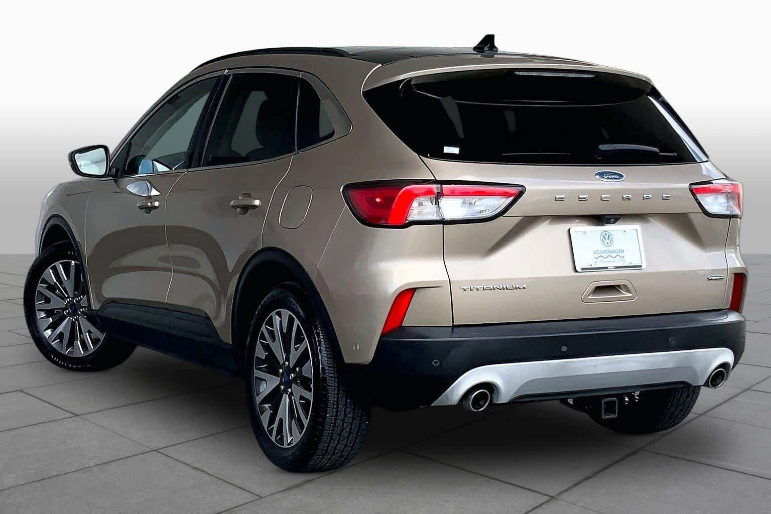 Used 2020 Ford Escape Titanium AWD/4WD image 14