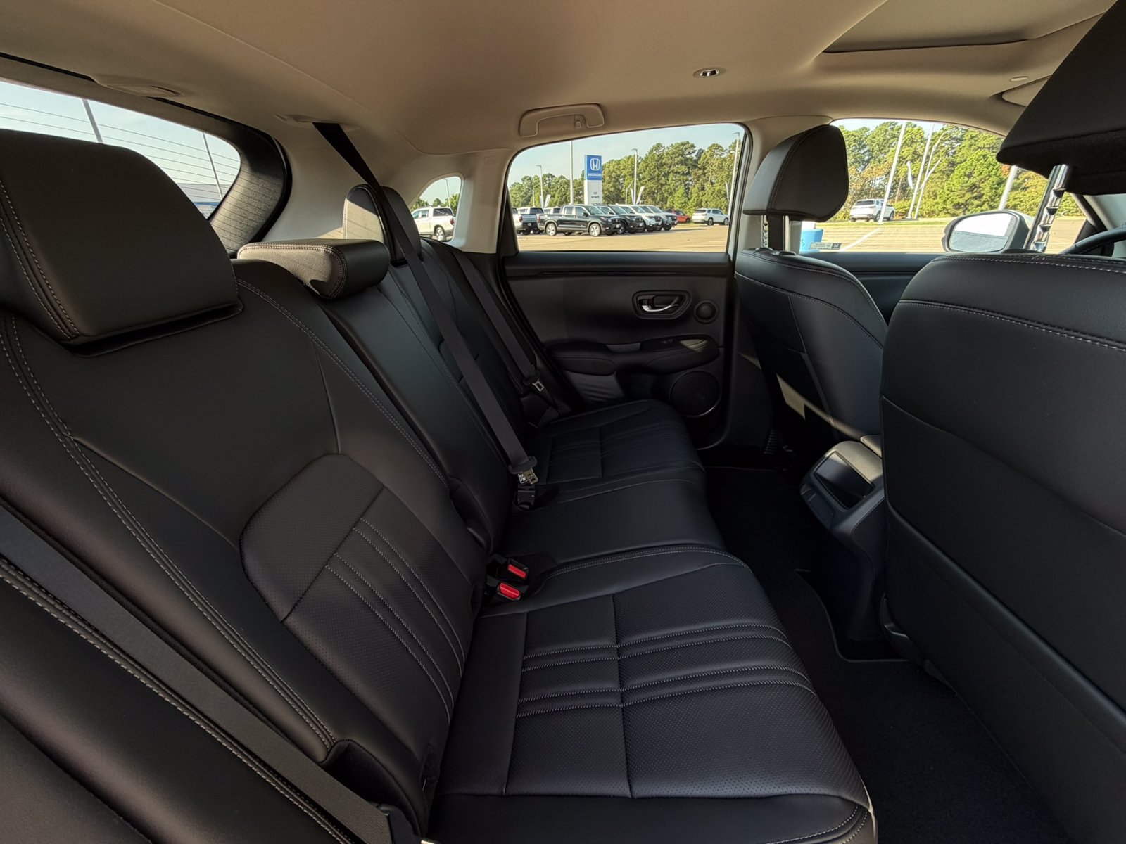 Certified 2026 Honda HR-V EX-L image 29