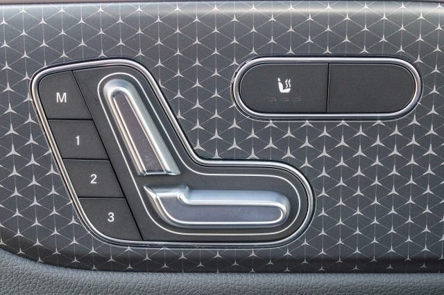New 2025 Mercedes-Benz EQB 300 4MATIC image 21