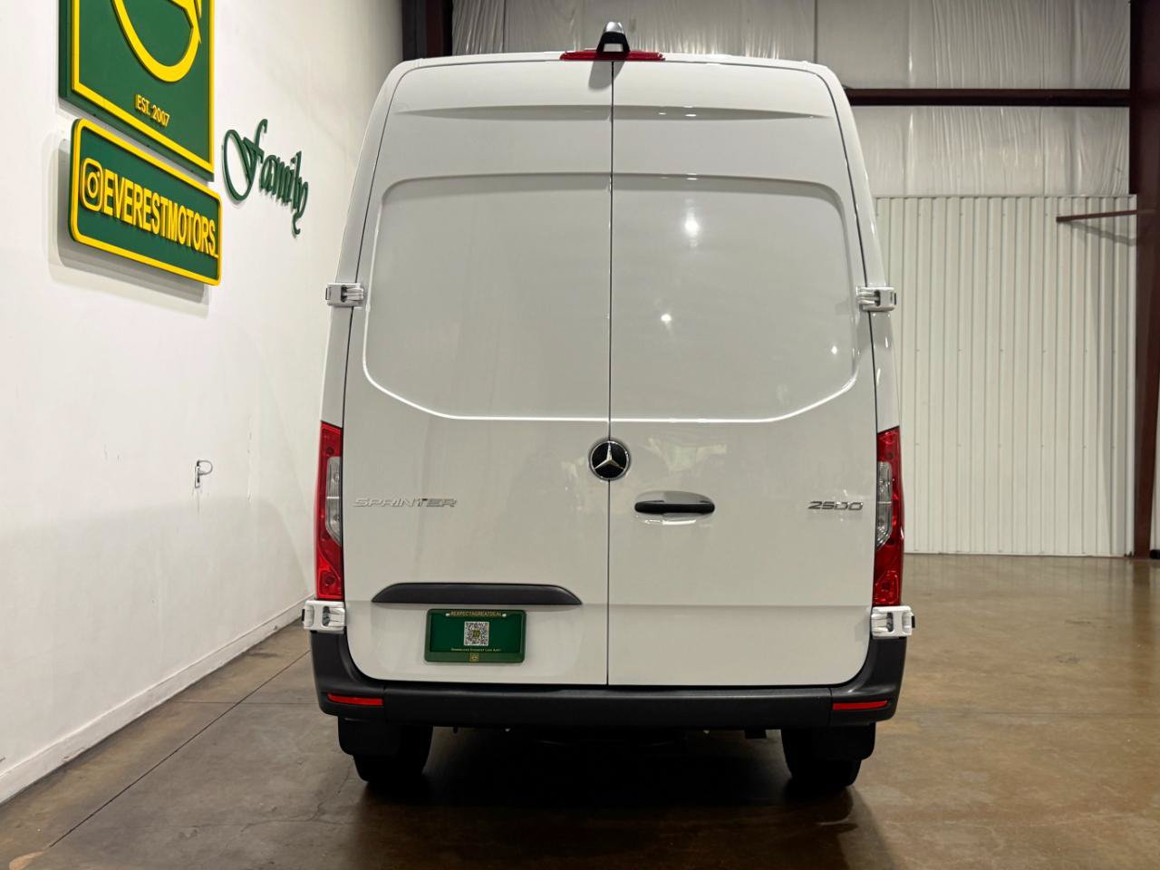 Used 2026 Mercedes-Benz Sprinter 2500 image 6