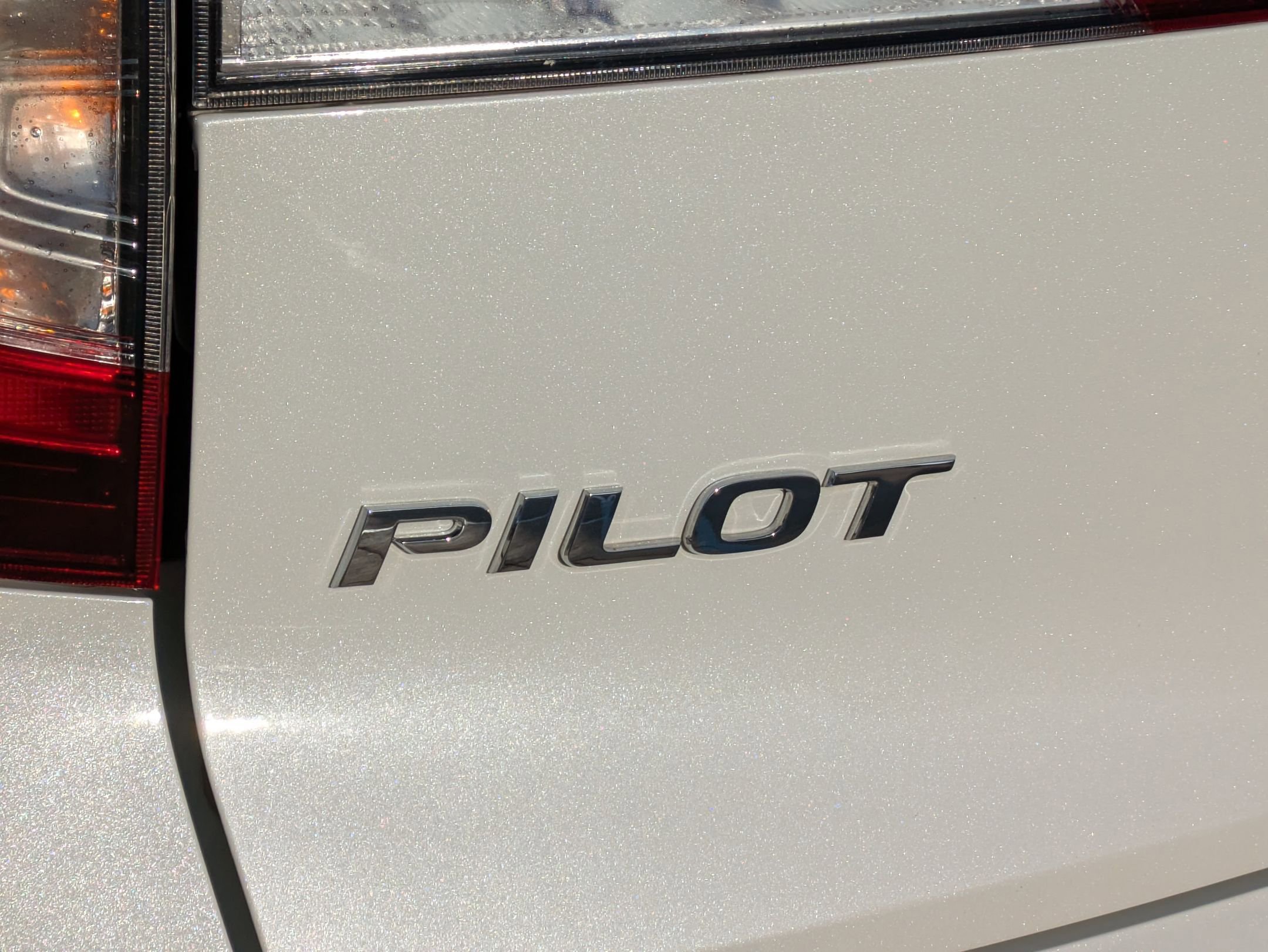 Certified 2022 Honda Pilot Sport image 28
