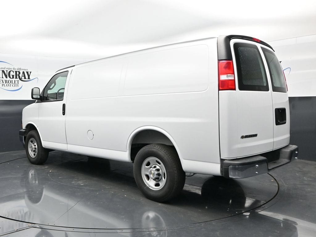 Certified 2025 Chevrolet Express 2500 w/ Driver Convenience Package RWD image 5