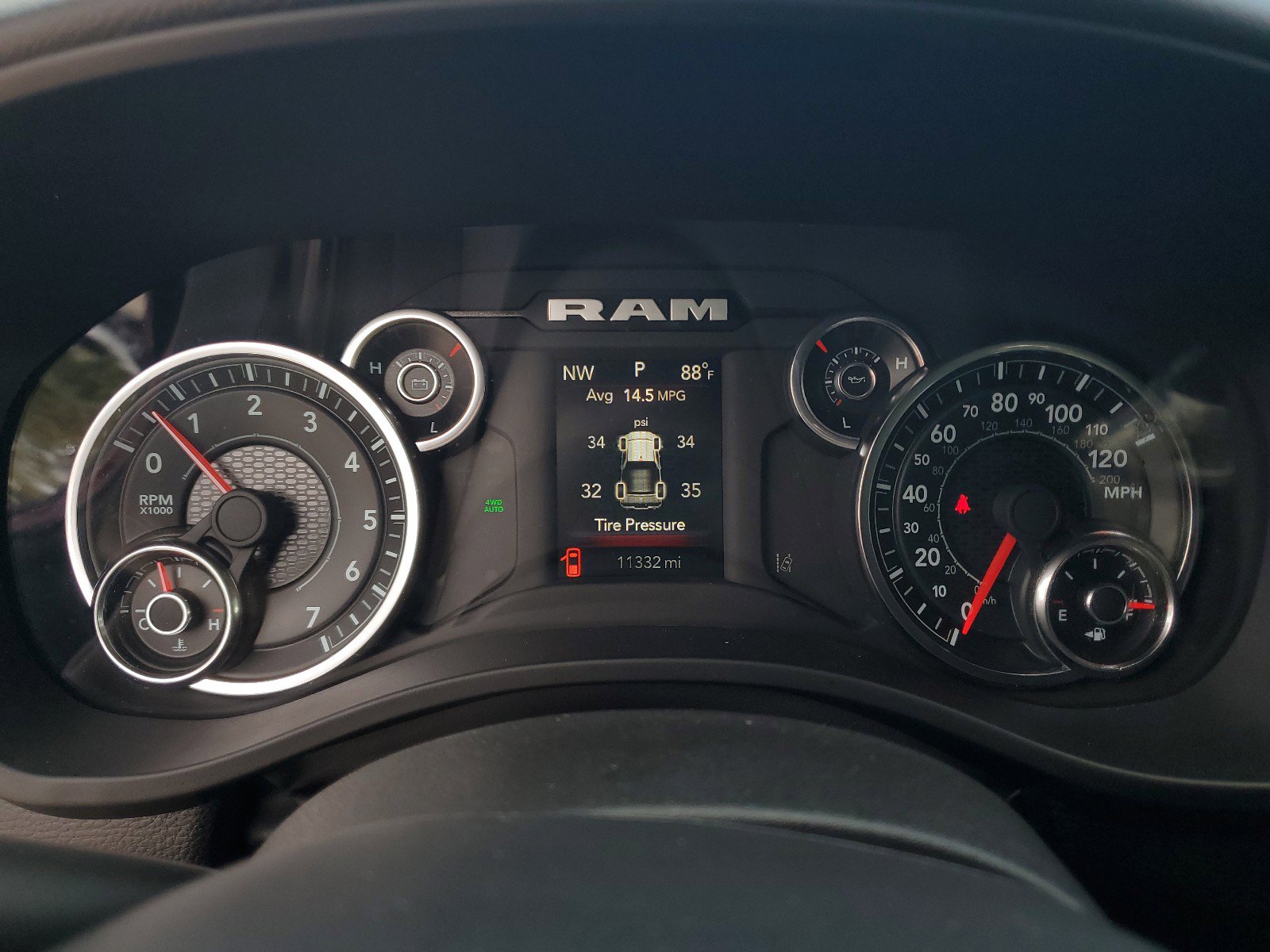 Certified 2025 RAM 1500 Big Horn image 33