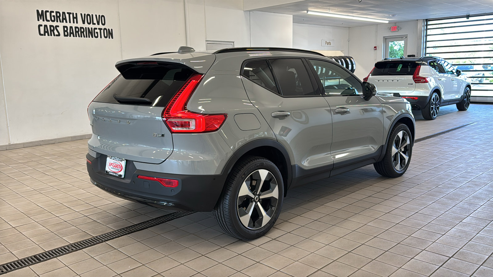 New 2026 Volvo XC40 B5 Plus w/ Protection Package Premier AWD/4WD image 5