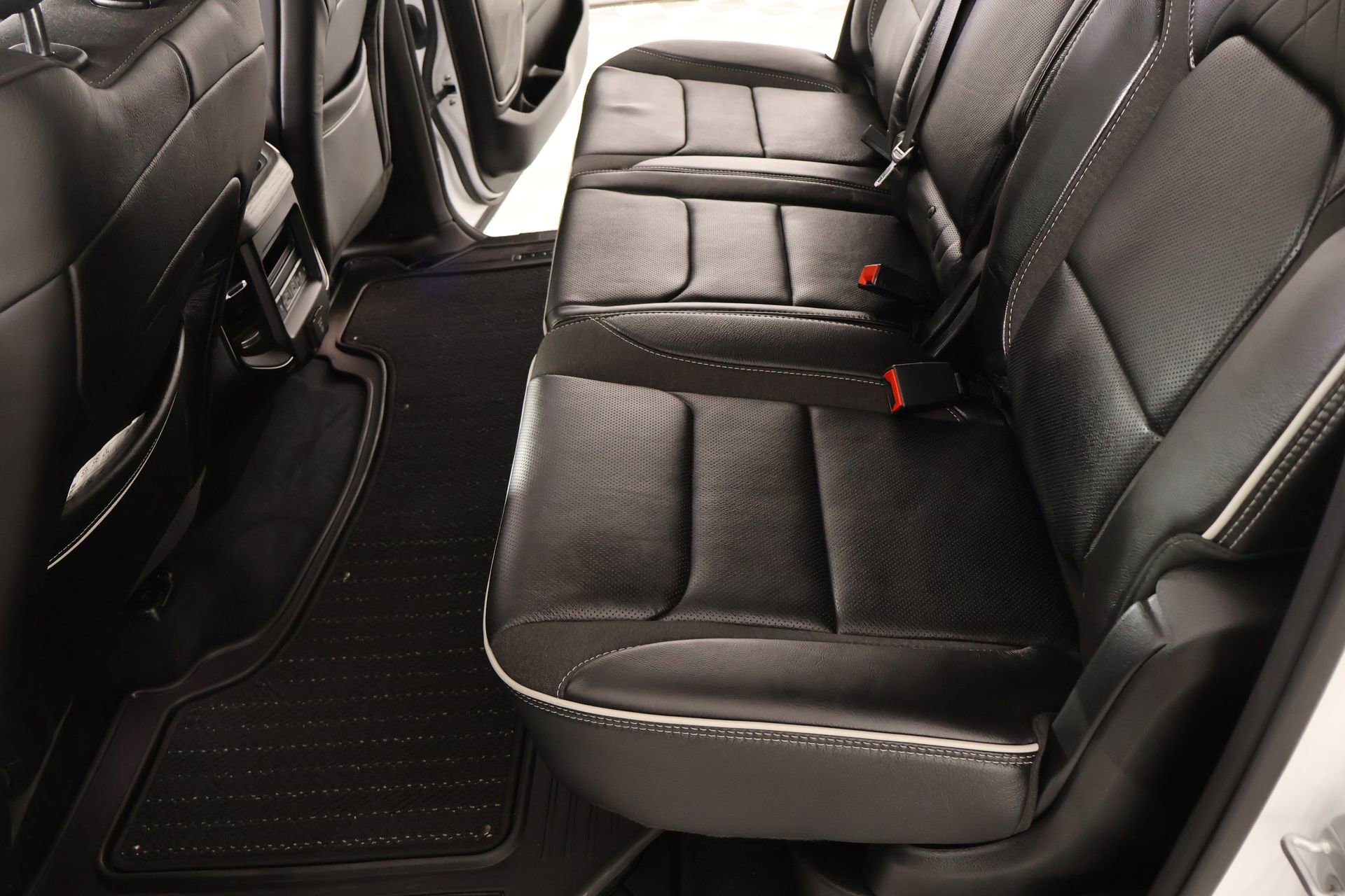 Used 2025 RAM 1500 Limited image 13