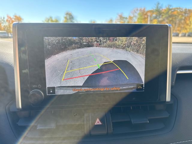 Used 2023 Toyota RAV4 LE image 32