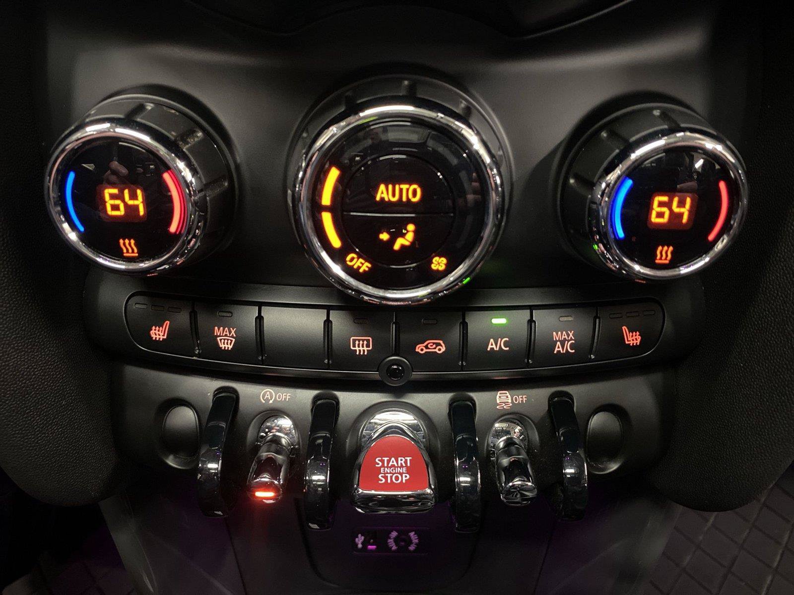 Used 2018 MINI Cooper 2-Door Hardtop FWD image 21