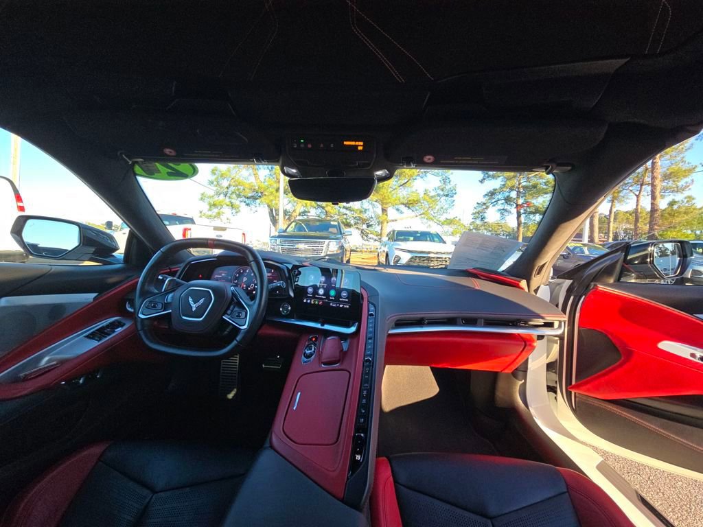 Used 2021 Chevrolet Corvette Stingray Premium Cpe w/ Z51 Performance Package image 12