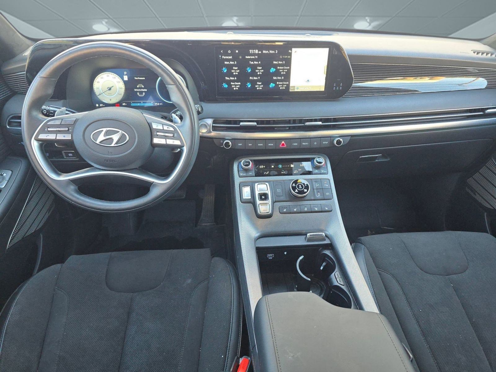 Used 2024 Hyundai Palisade Calligraphy image 11