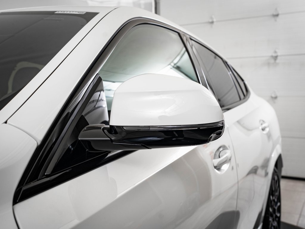 New 2026 BMW X6 xDrive40i w/ Climate Comfort Package image 17