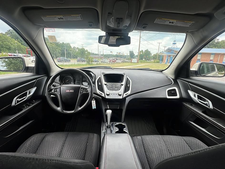 Used 2015 GMC Terrain SLE AWD/4WD image 11