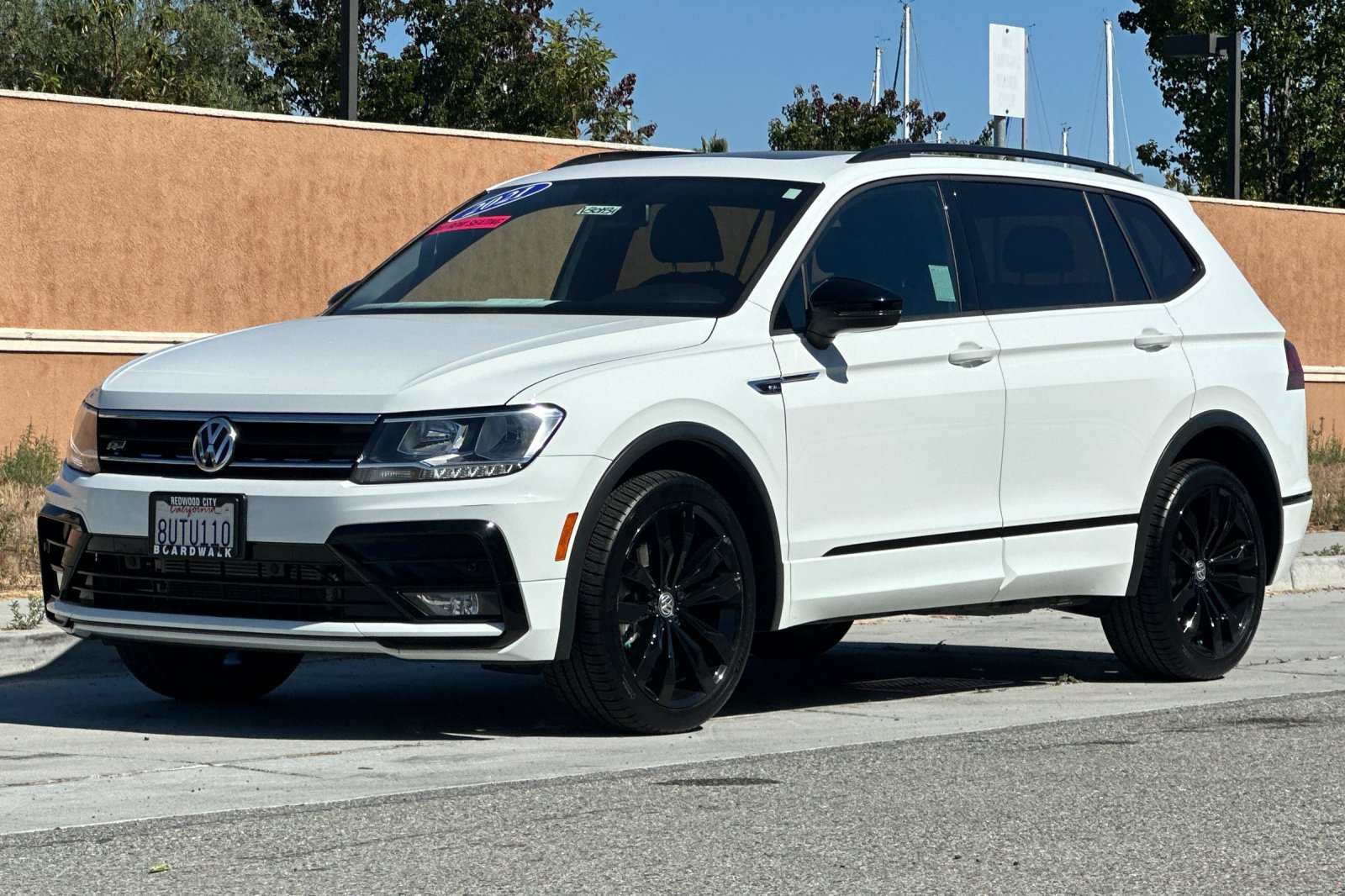 Used 2021 Volkswagen Tiguan SE R-Line w/ 3rd Row Seat Package AWD/4WD image 8