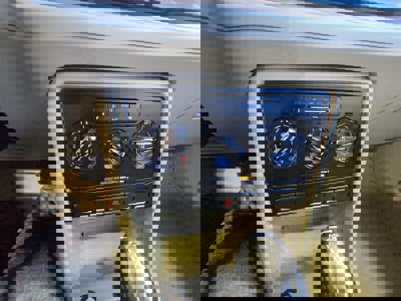 Used 2014 Volkswagen Beetle TDI image 23