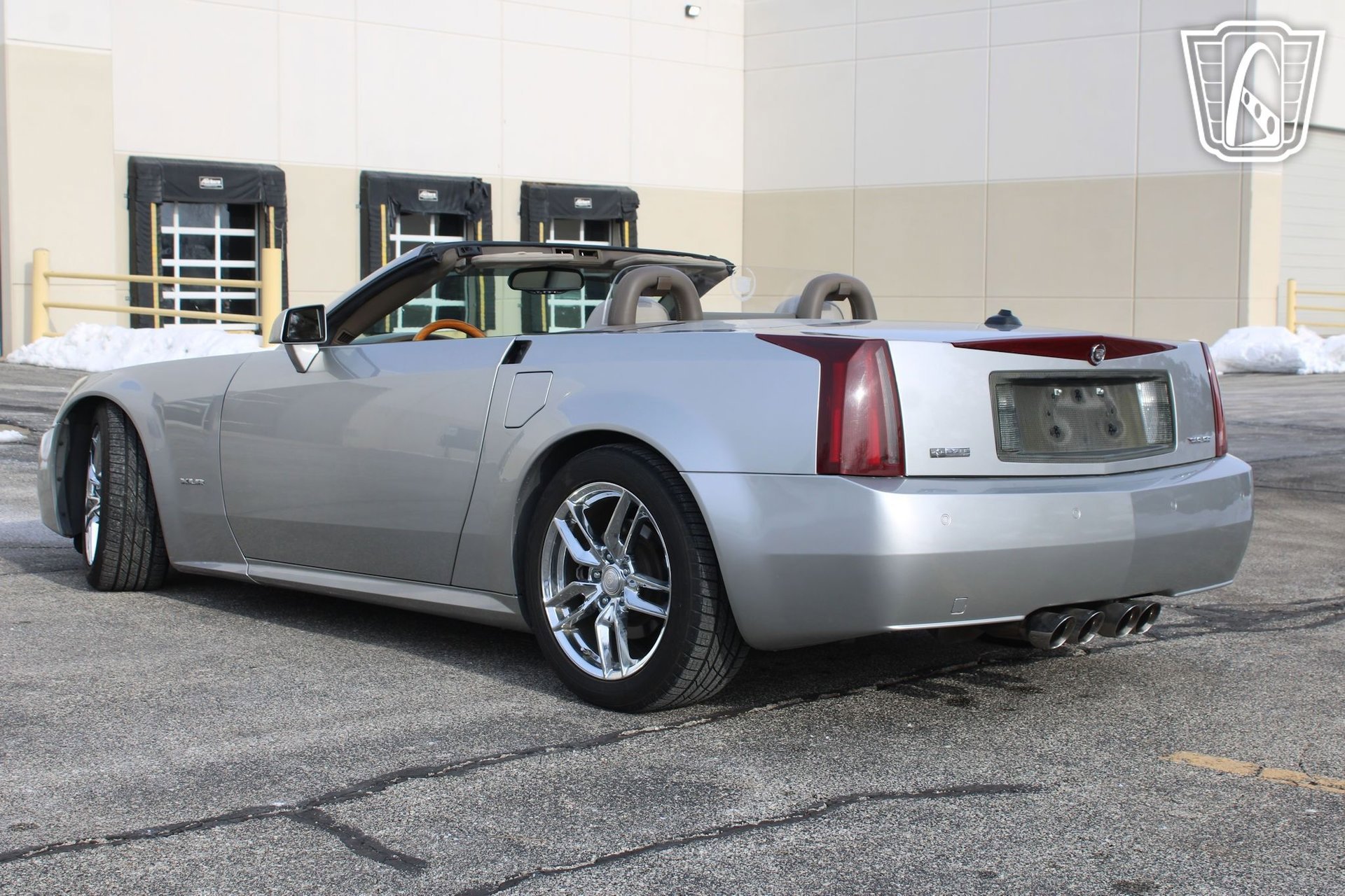 Used 2005 Cadillac XLR image 8