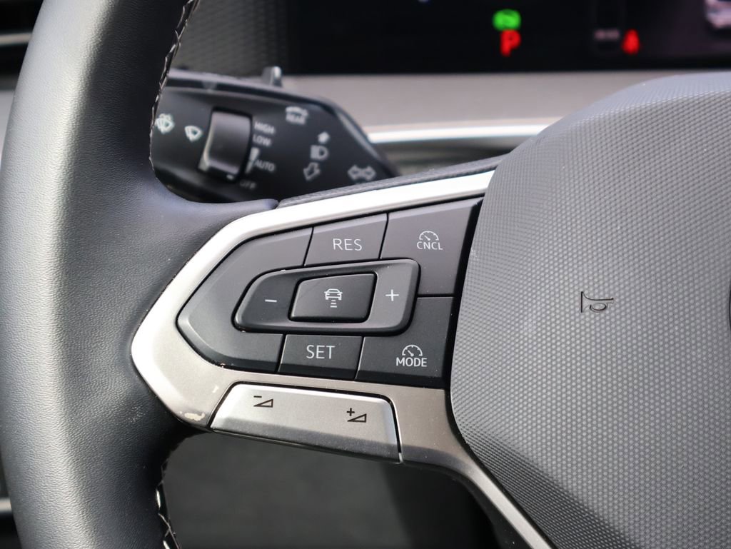 Used 2025 Volkswagen Tiguan S AWD/4WD image 28