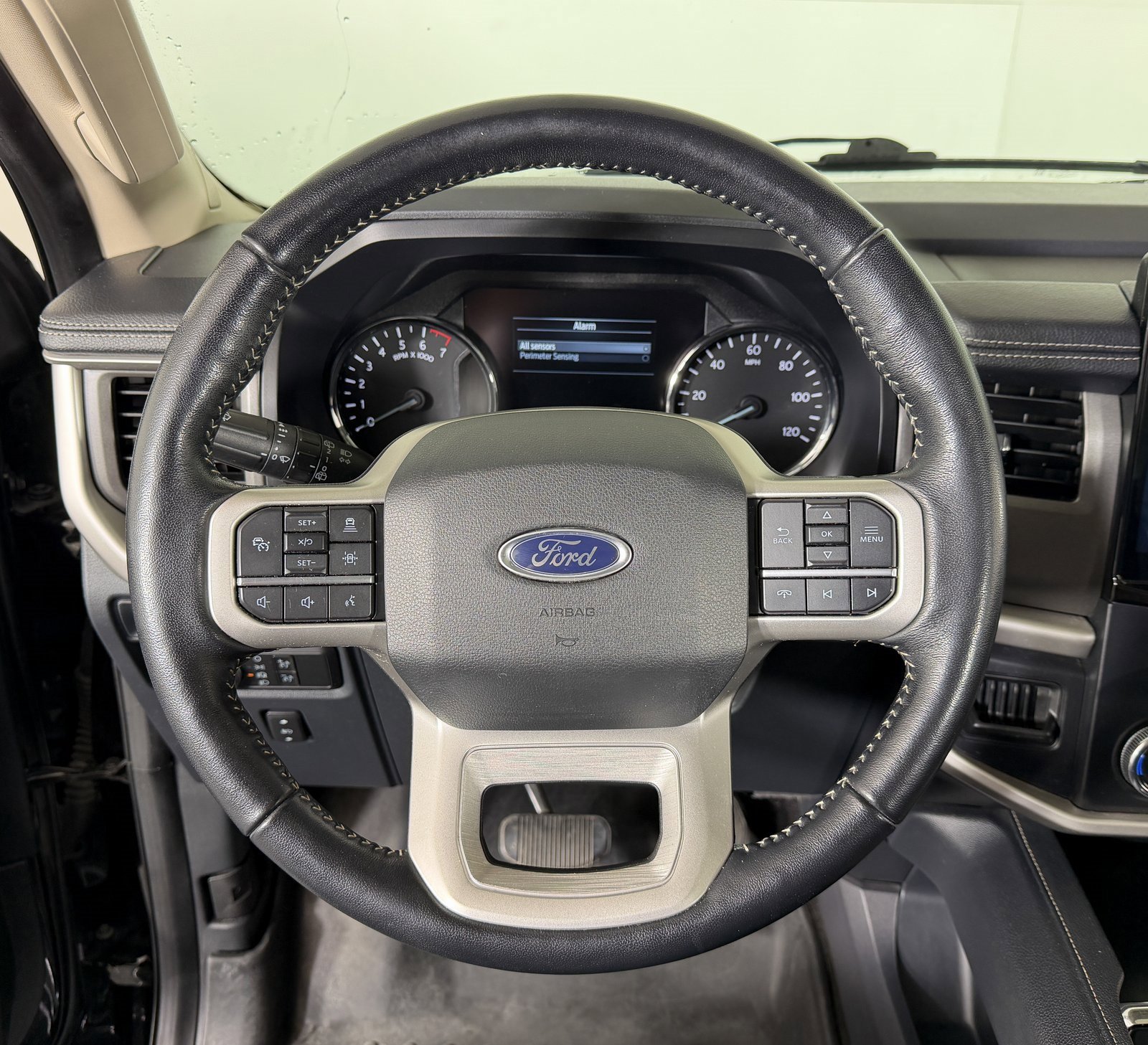 Used 2022 Ford Expedition Max XLT image 10