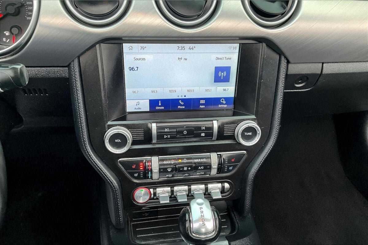 Used 2019 Ford Mustang Premium RWD image 9