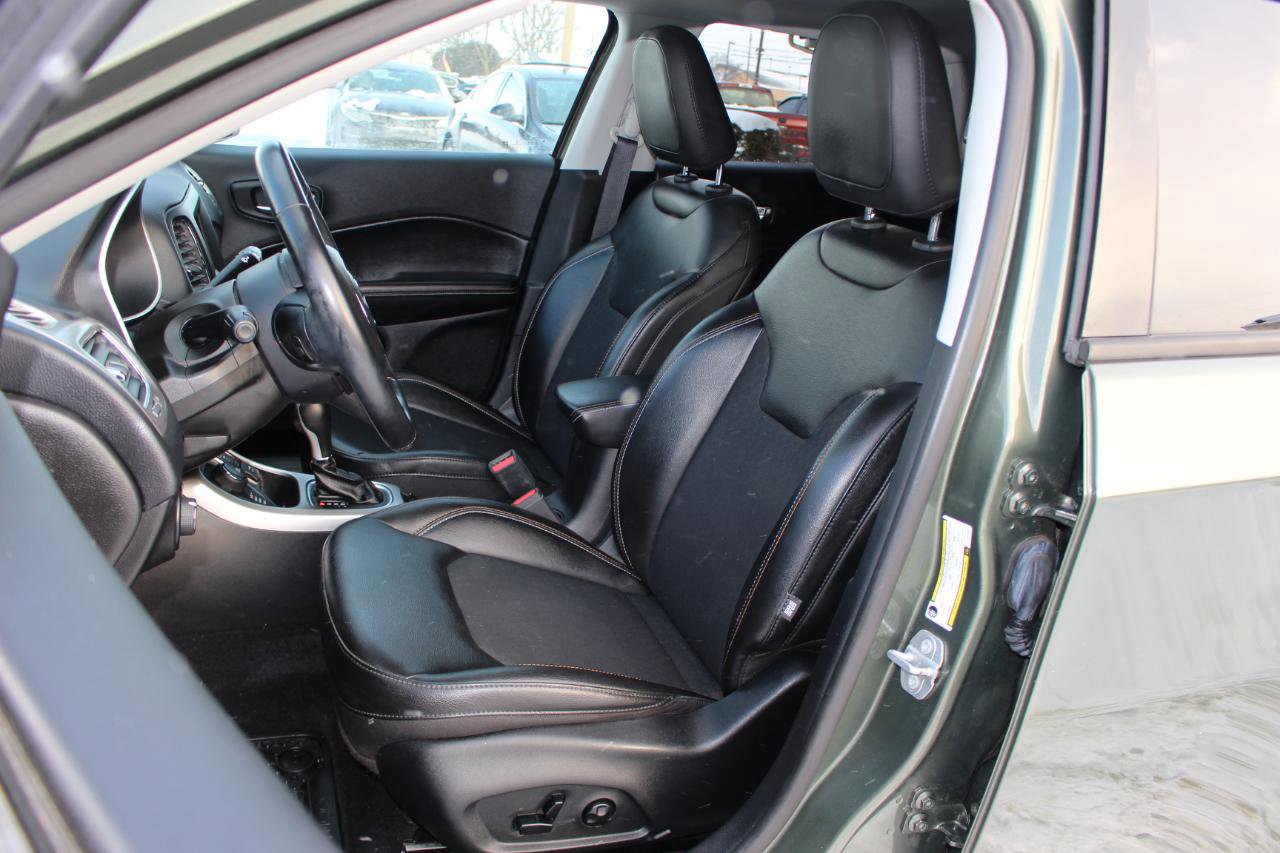 Used 2020 Jeep Compass Latitude w/ Popular Equipment Group image 16