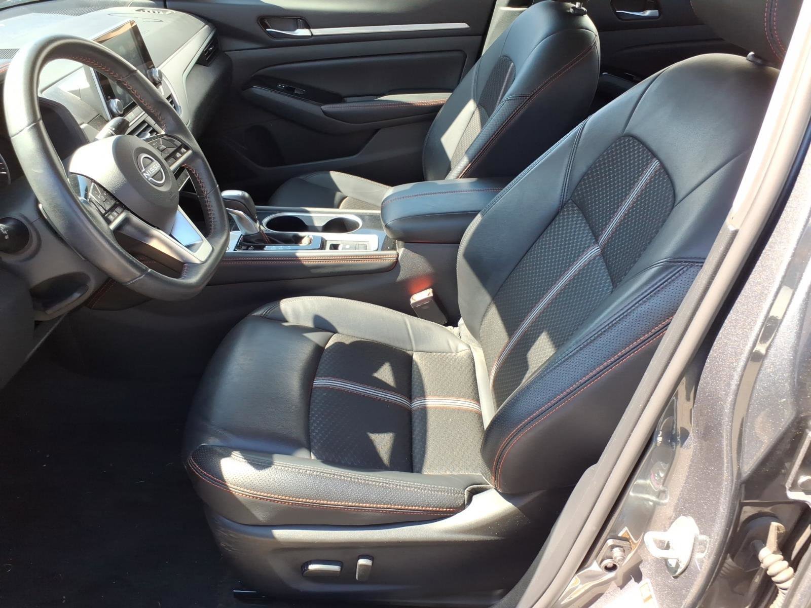 Used 2024 Nissan Altima 2.5 SR image 12