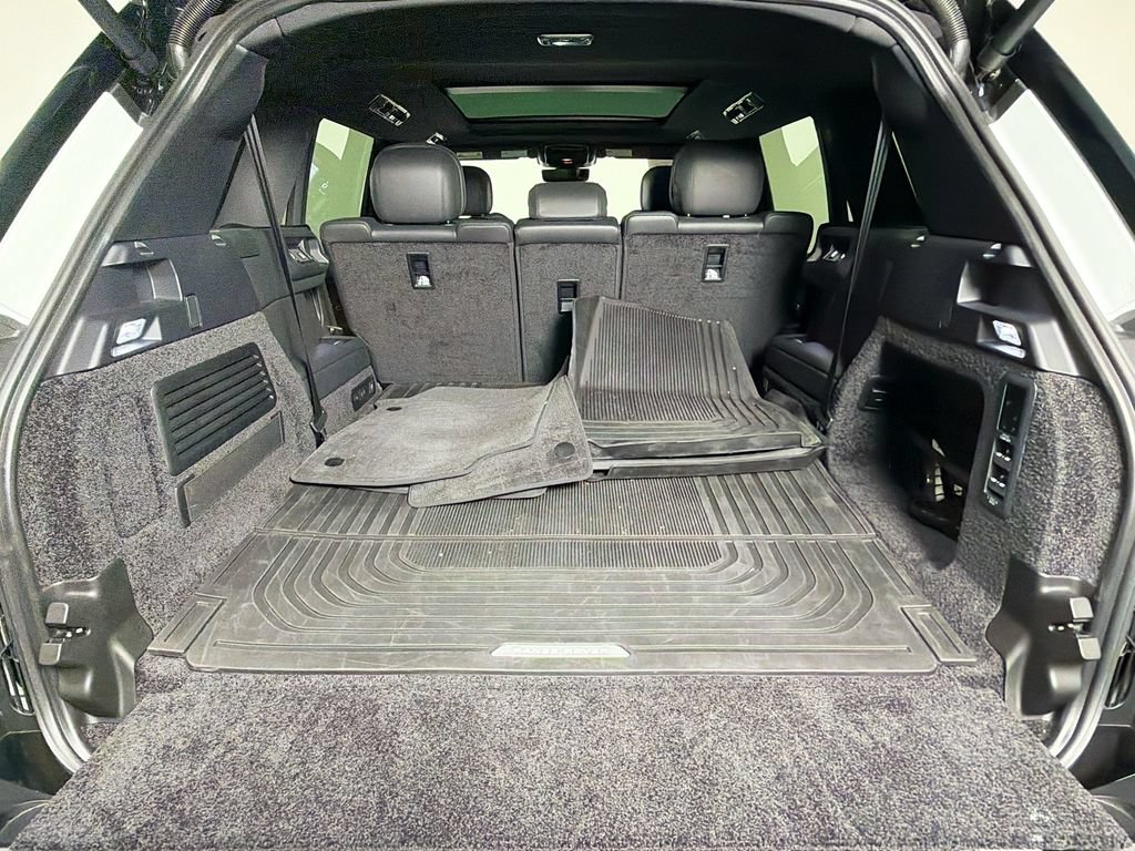 Certified 2025 Land Rover Range Rover Long Wheelbase SE AWD/4WD image 28