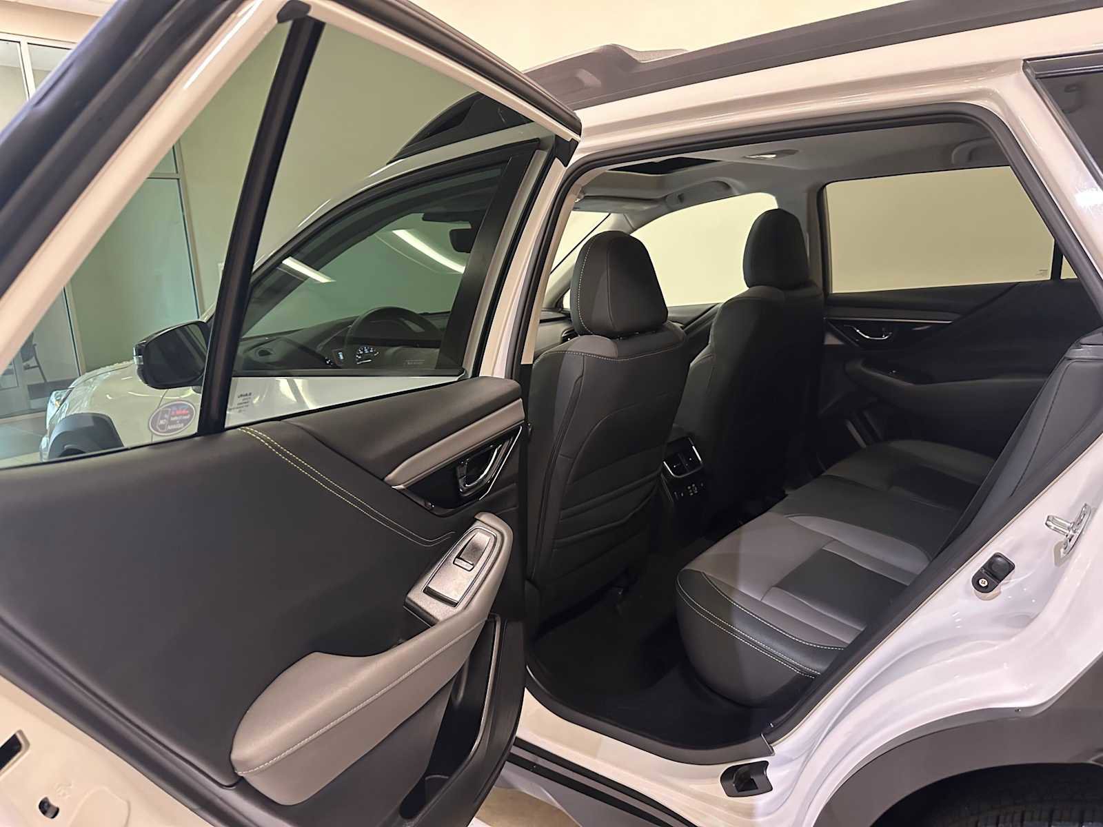 Used 2023 Subaru Outback Onyx Edition XT image 24