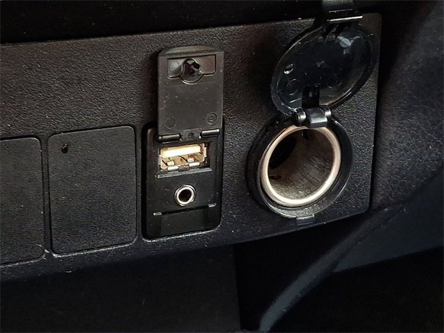 Used 2018 Toyota RAV4 XLE image 25