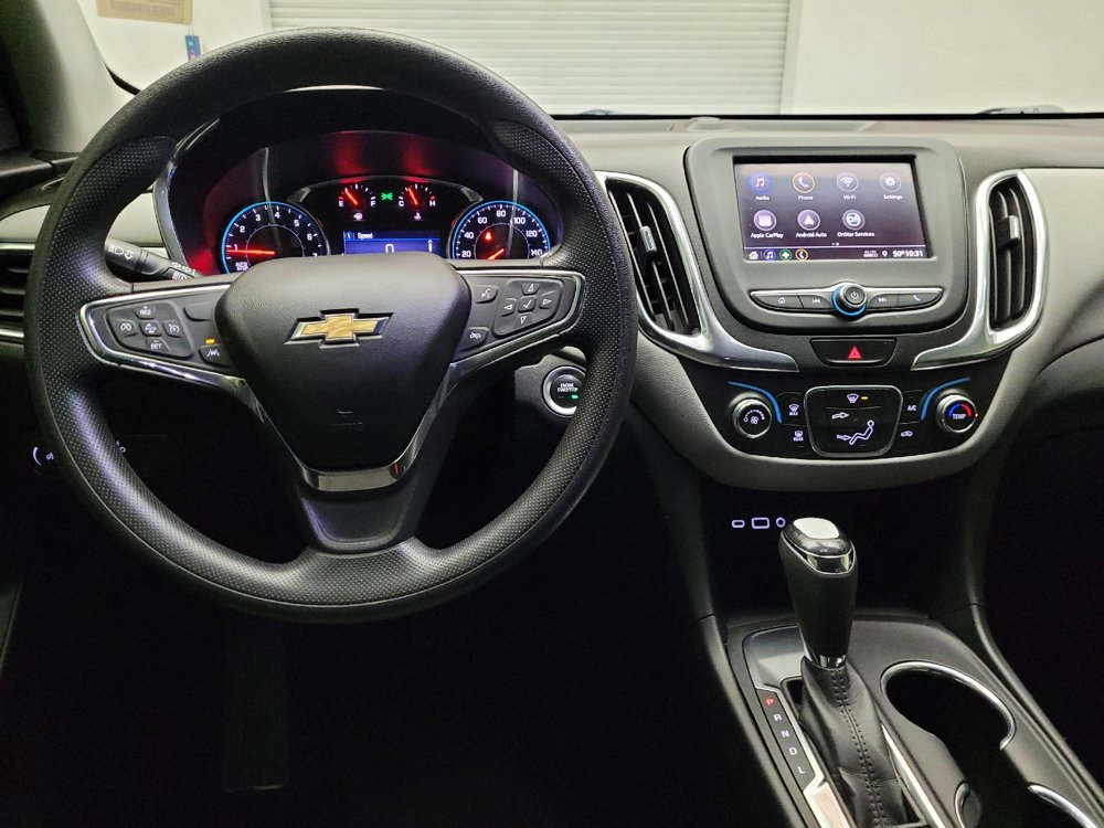 Used 2020 Chevrolet Equinox LT image 22