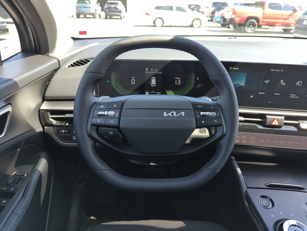 New 2026 Kia Sportage LX FWD image 17