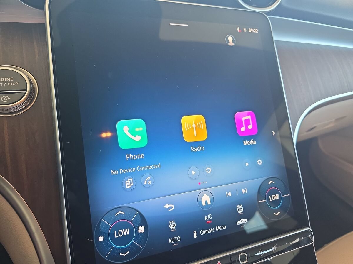 New 2026 Mercedes-Benz C 300 4MATIC Sedan image 21